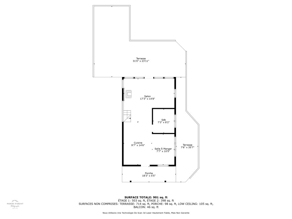 Plan d'étage en noir et blanc: salon, cuisine, salle à manger, SDB et terrasses.